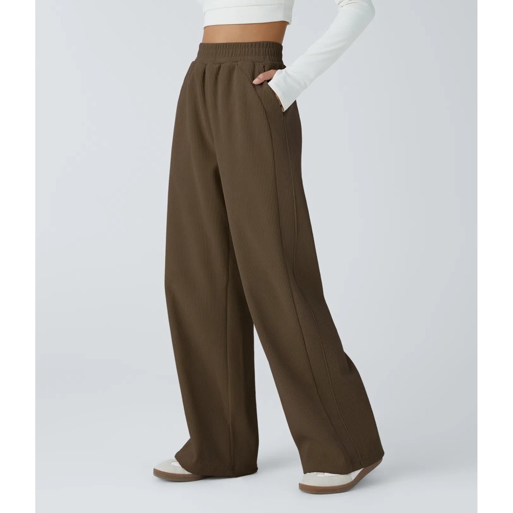 NWT‎ Halara High Waisted Pocket Straight Leg Mop Corduroy Casual Pants Brown M